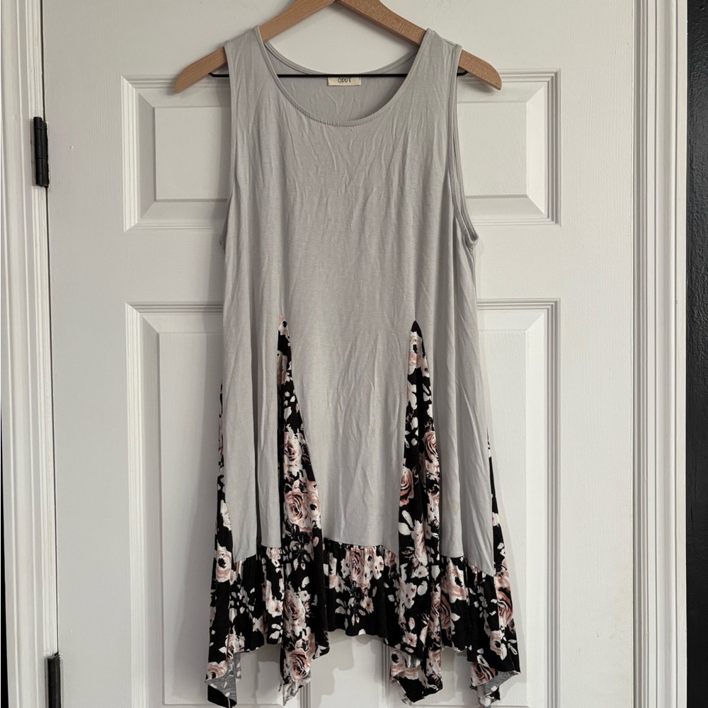 ODDY Gray and Black Floral Asymmetrical Dress